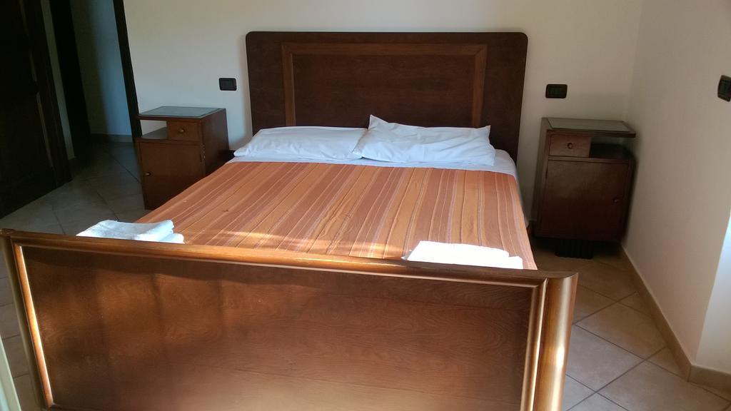 Agriturismo Za Beata Bed & Breakfast Penna Sant'Andrea Luaran gambar