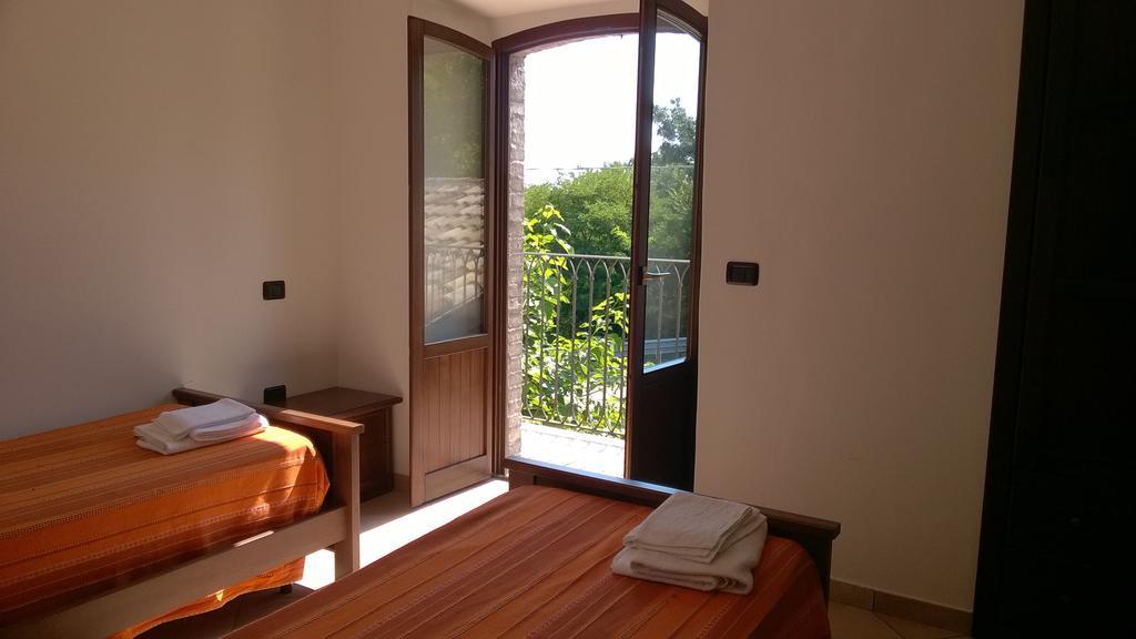 Agriturismo Za Beata Bed & Breakfast Penna Sant'Andrea Luaran gambar